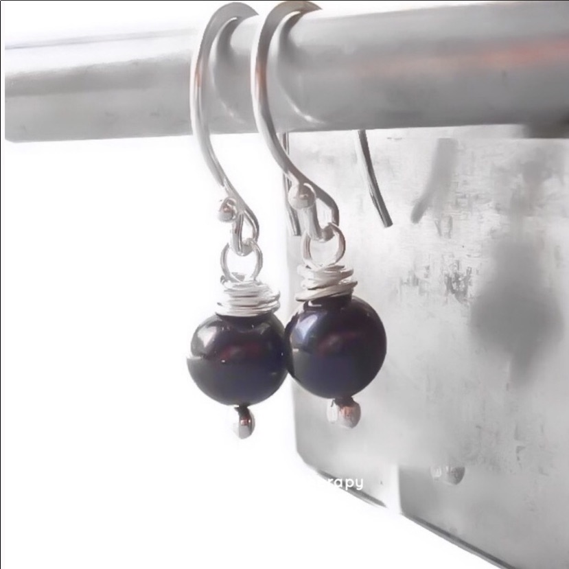 925 Sterling Silver Black Pearl